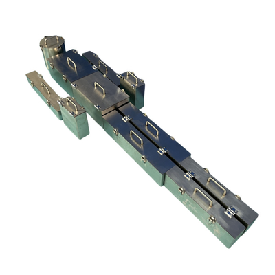 135 kg の患者と体の一部に対するヒト体質分布 - IEC 60601-2-46 の図 AA.1